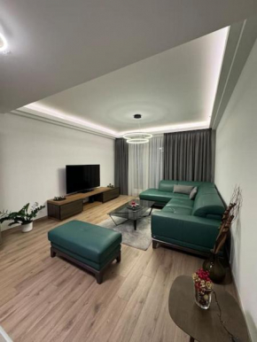 3-Bedroom LUX Apartment
